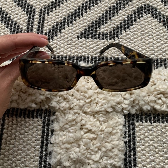 Authentic Gucci sunglasses - Picture 10 of 10
